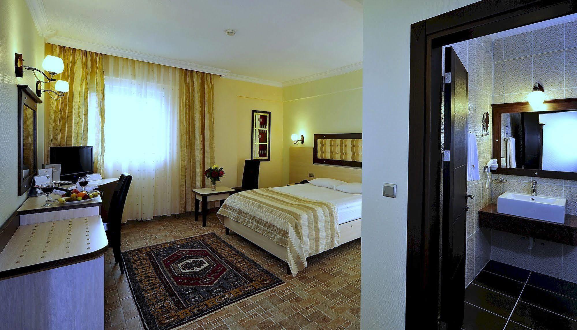 Monark Hotel Cappadocia Nevşehir Luaran gambar